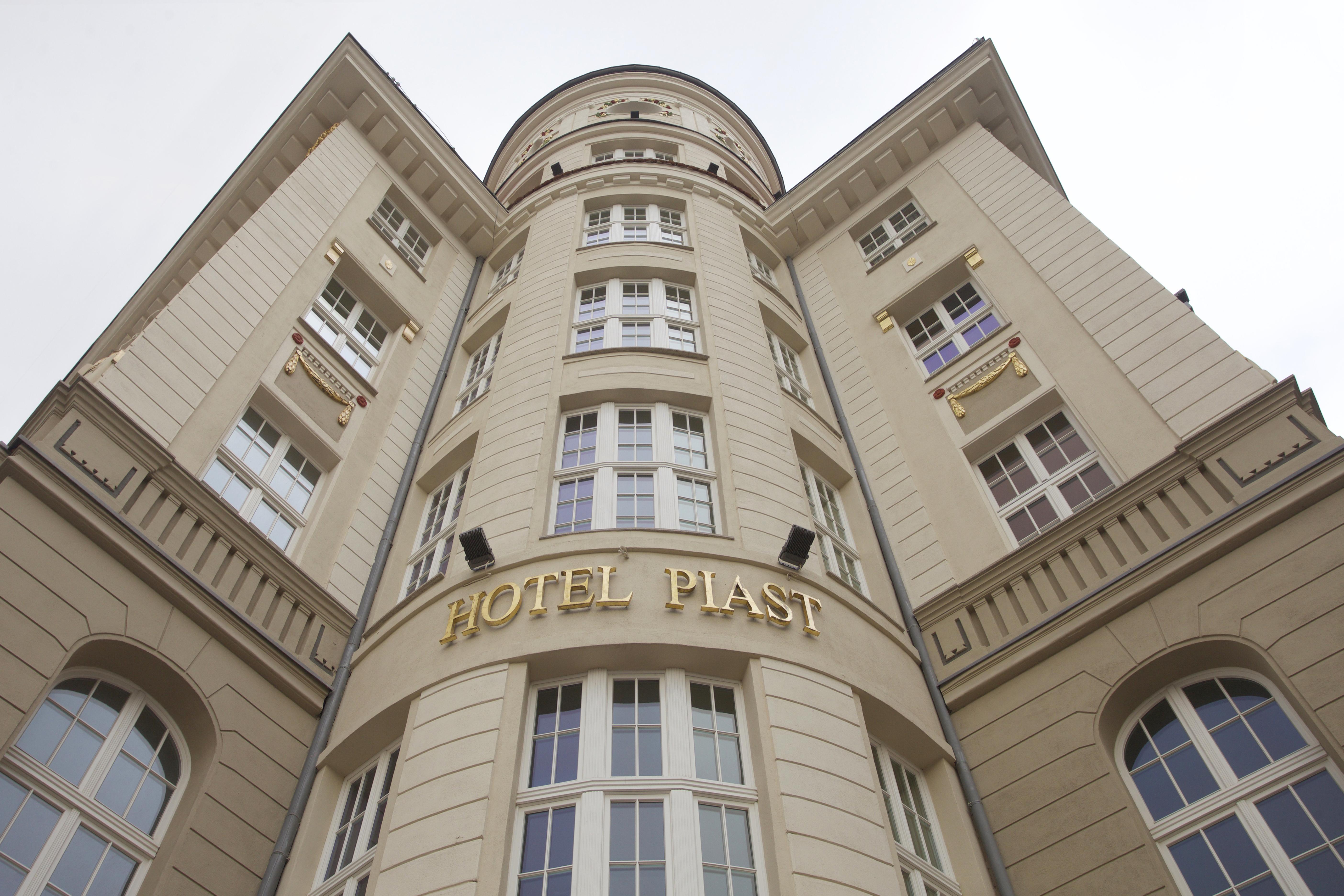 Hotel Piast Wroclaw Centrum ภายนอก รูปภาพ