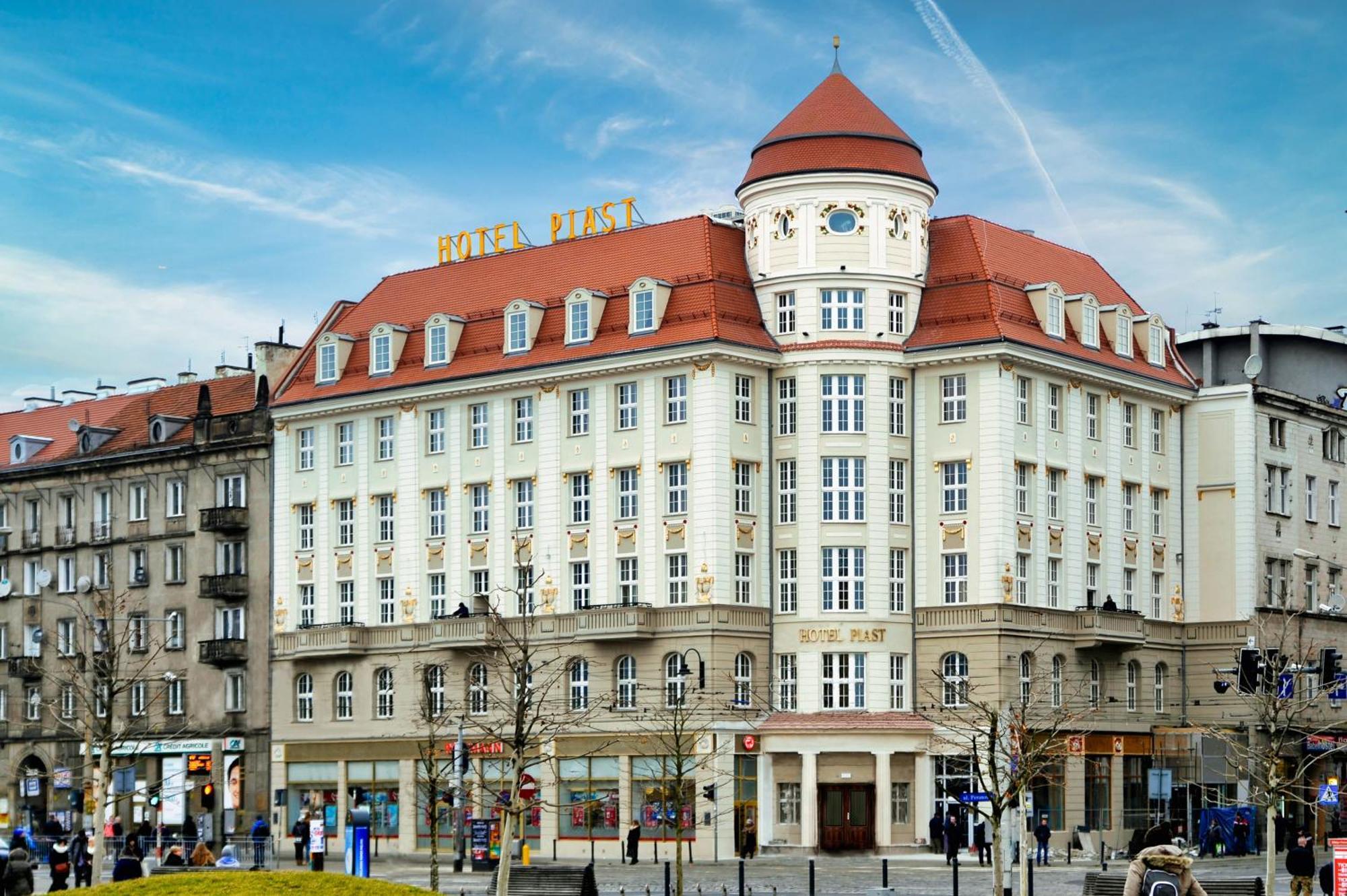 Hotel Piast Wroclaw Centrum ภายนอก รูปภาพ